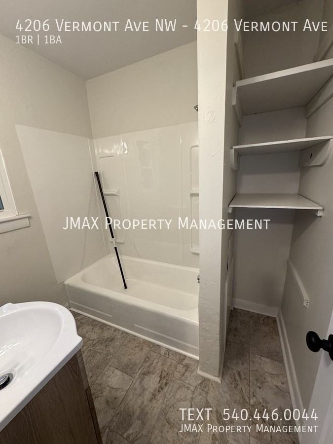 4206 Vermont Ave Nw - Photo 6 of 7