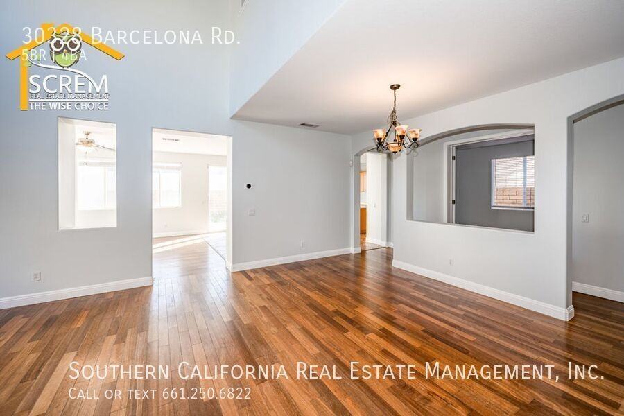 30328 Barcelona Rd - Photo 4 of 43