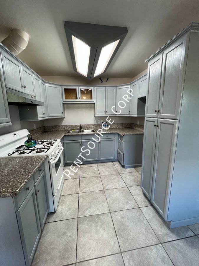 38728 17th St E - Photo 5 of 18