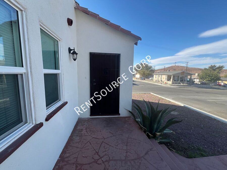 100 100 East Fredricks St - 100 East Fredricks St #V - Photo 3 of 28