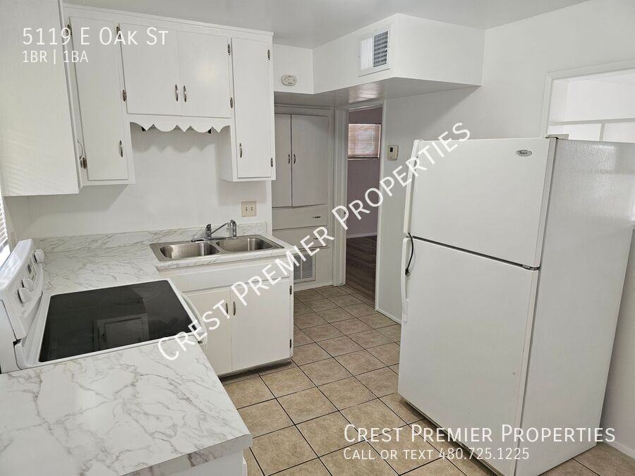 5119 E Oak St - Photo 6 of 15