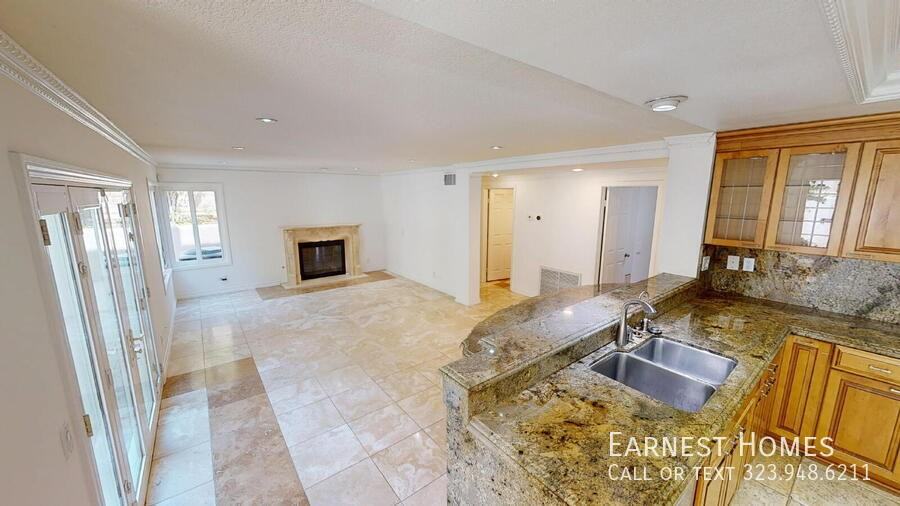 19219 Dunure Pl - Photo 6 of 31