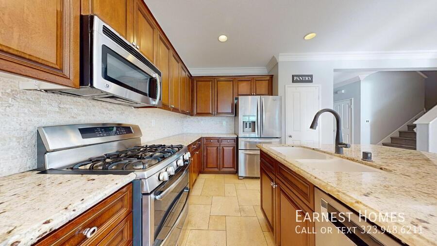 19320 Carranza Ln - Photo 7 of 42