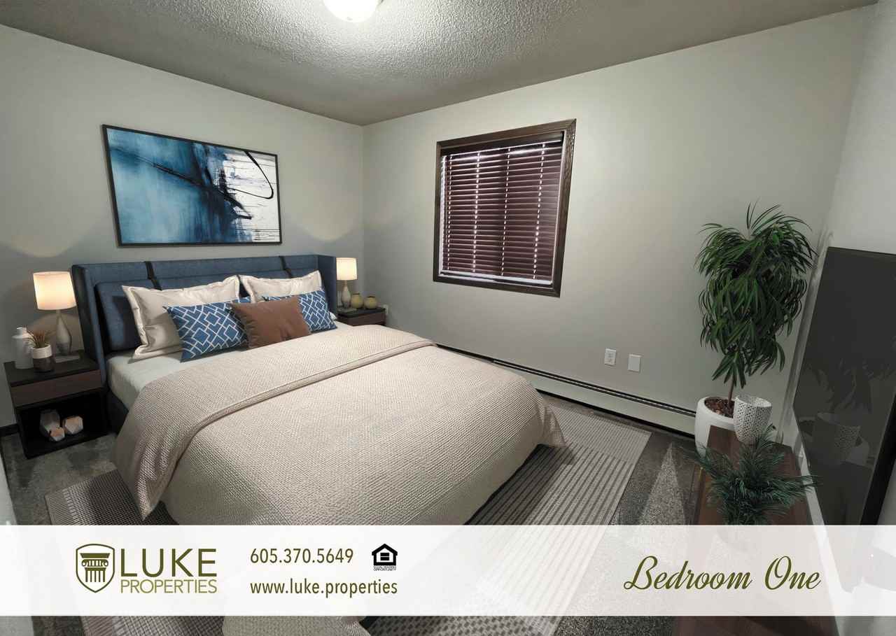 207 N Eastern Ave #6 - Photo 7 of 15