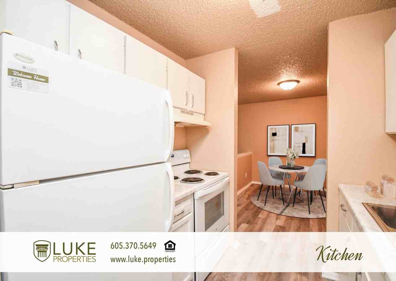 401 S Sycamore Ave #205 - Photo 4 of 19