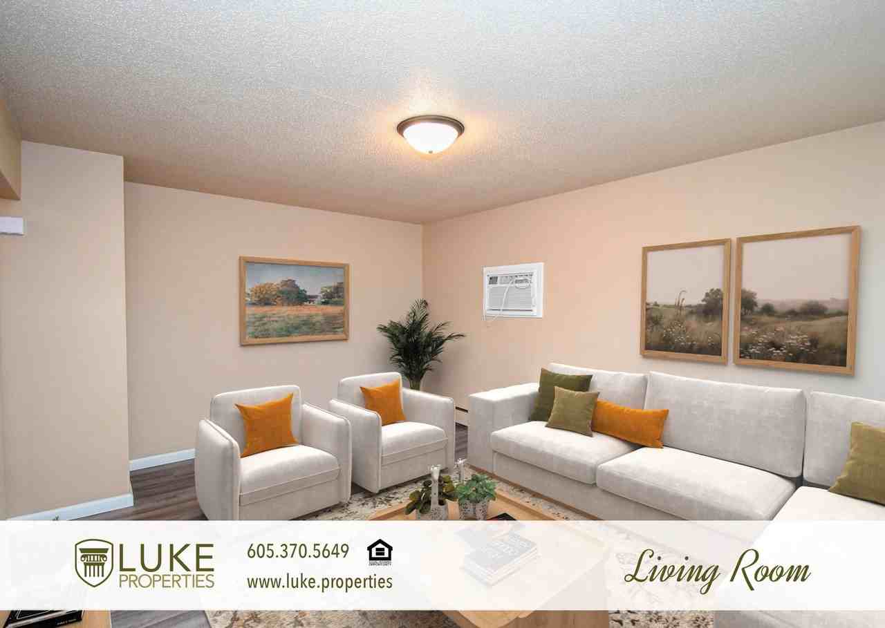 3005 E 20th St - Photo 2 of 15