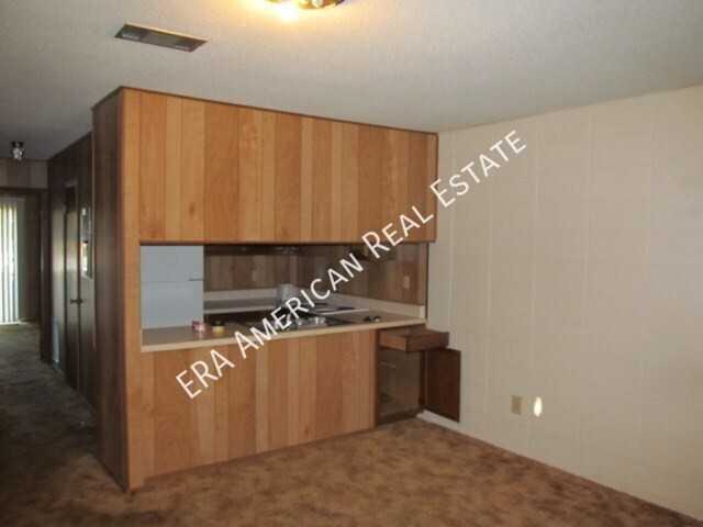 211 Tooke St Apt M - Photo 3 of 7