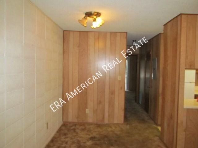 211 Tooke St Apt M - Photo 4 of 7