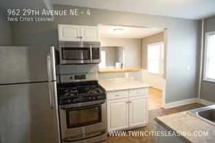 962 29th Ave Ne #4 - Photo 1 of 1