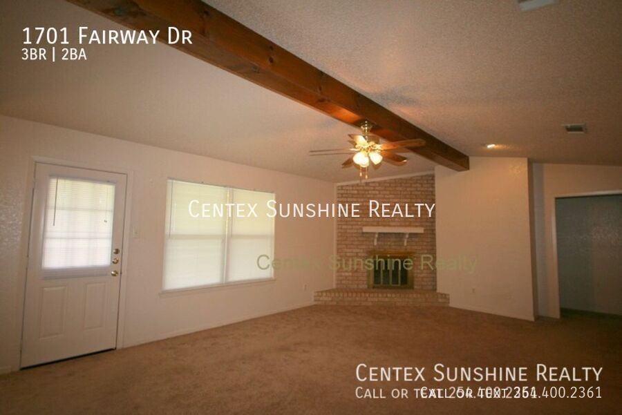 1701 Fairway Dr - Photo 7 of 50