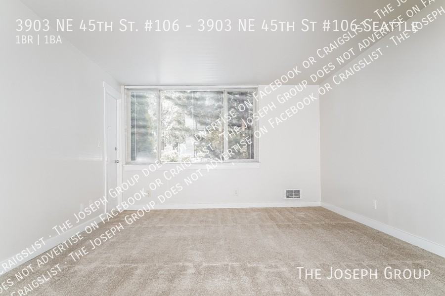 3903 Ne 45th St - Photo 4 of 21