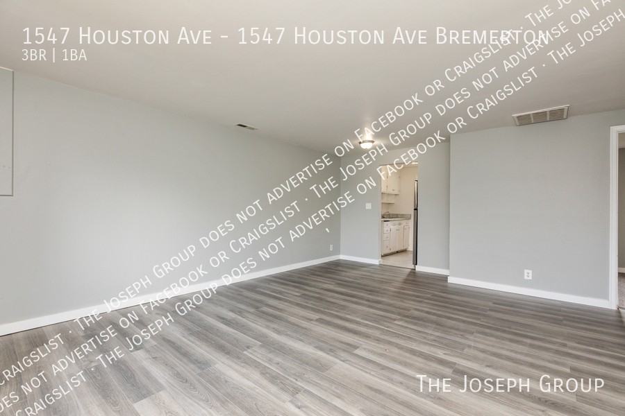 1547 Houston Ave - Photo 2 of 32
