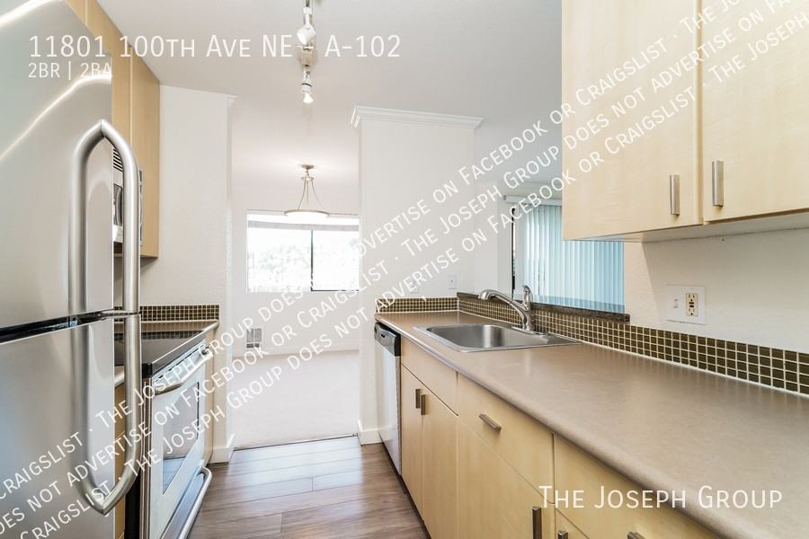 11801 100th Ave Ne #A102 - Photo 5 of 16