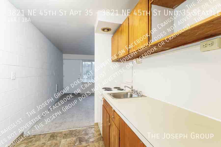 3821 Ne 45th St Apt 35 - Photo 7 of 17