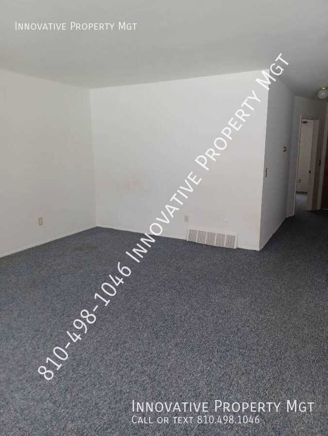 6009 Holiday Gardens Dr #2 - Photo 4 of 29