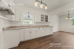 featured image of 1533 Alexis Rd