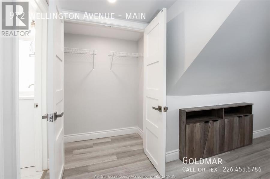 972 Wellington Ave #MAIN - Photo 4 of 26