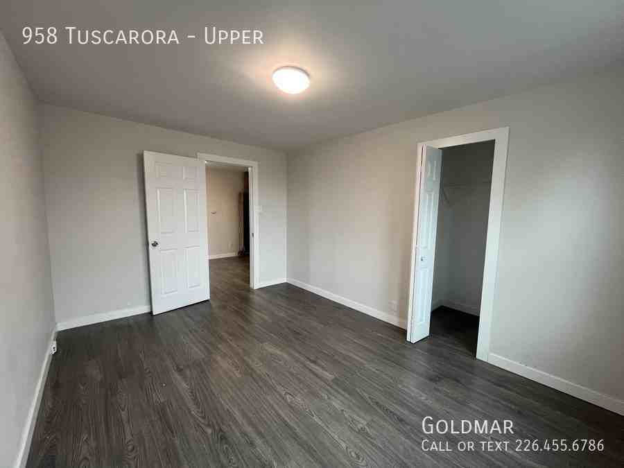 958 Tuscarora St - Photo 6 of 13