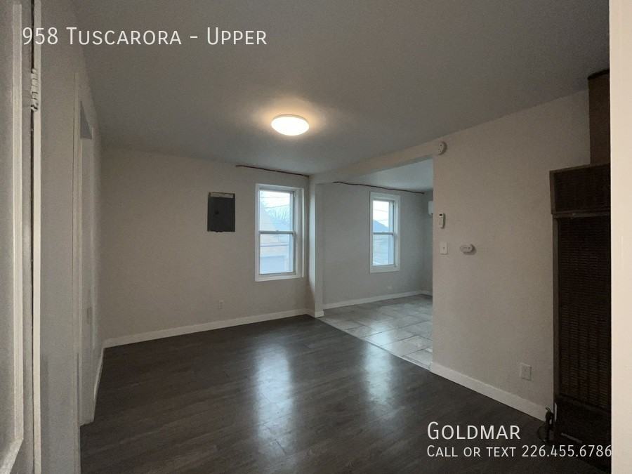 958 Tuscarora St - Photo 7 of 13