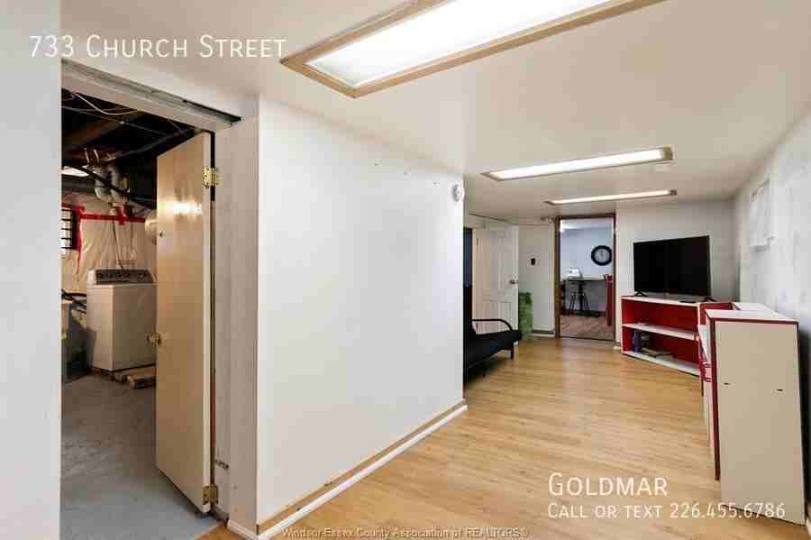 733 Church St - Photo 7 of 20