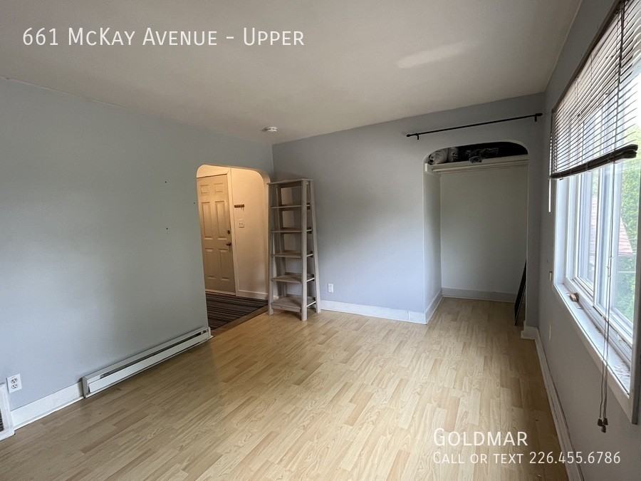 661 Mckay Ave #UPPER