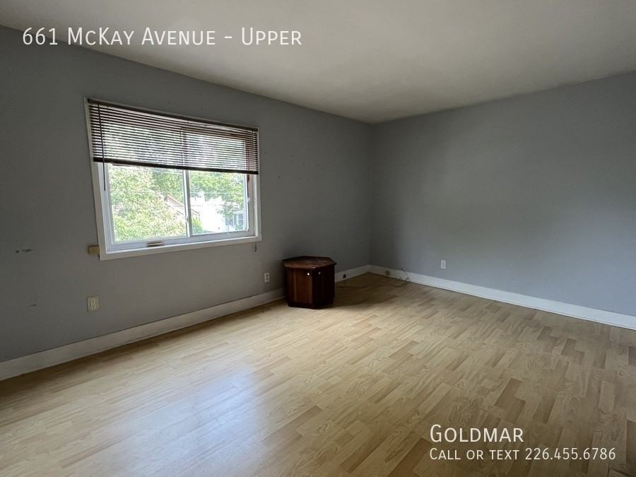 661 Mckay Ave - Photo 2 of 11