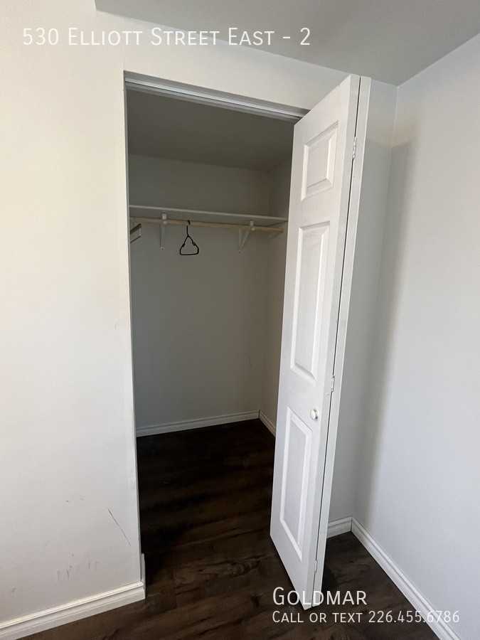 530 Elliott St E #2 - Photo 4 of 11