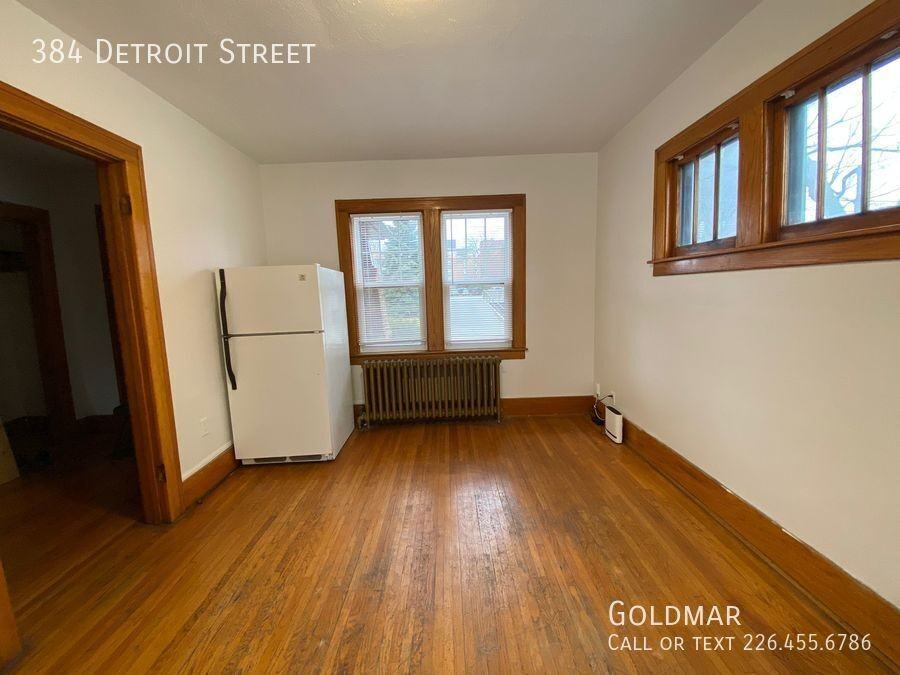 384 Detroit St - Photo 7 of 30