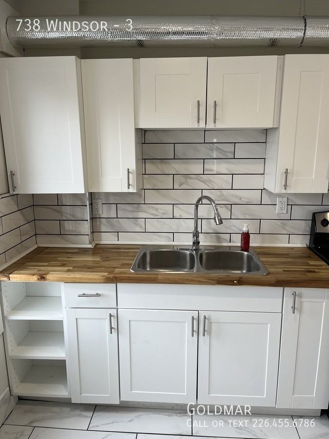 738 Windsor Ave #3 - Photo 6 of 11