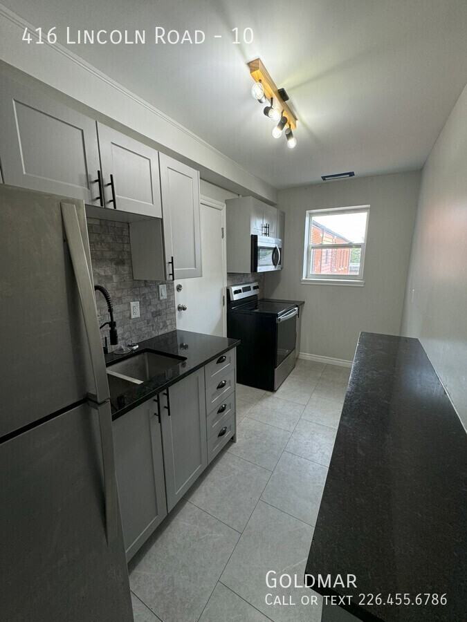 416 Lincoln Rd #10