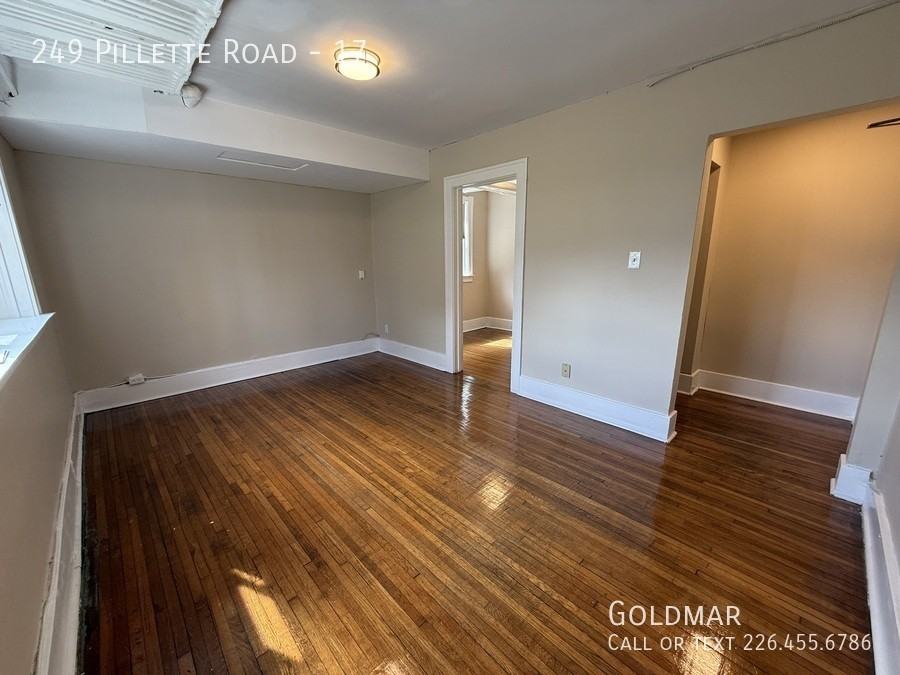 249 Pillette Rd #17 - Photo 4 of 8