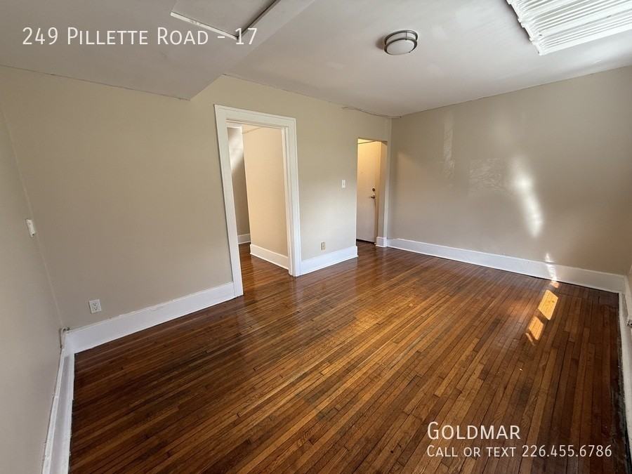 249 Pillette Rd #17 - Photo 5 of 8