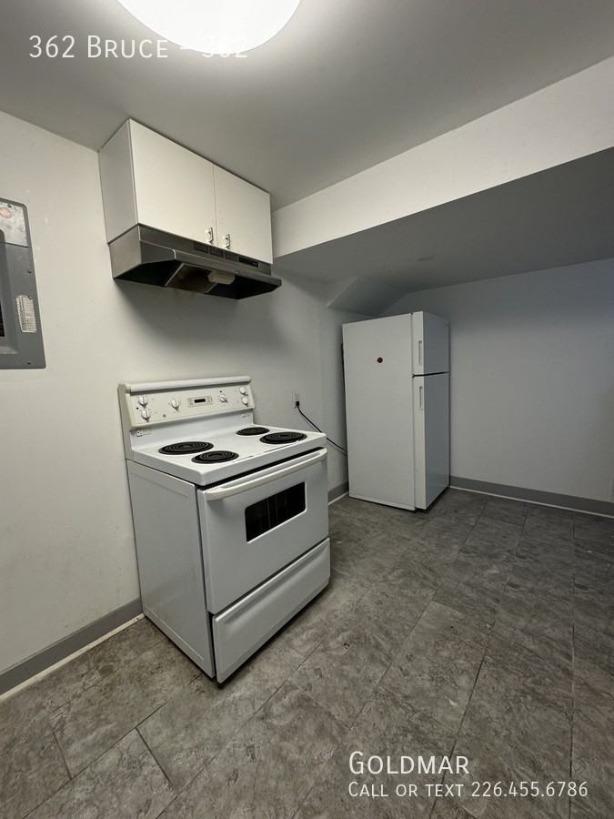 362 Bruce Ave #362 - Photo 4 of 9