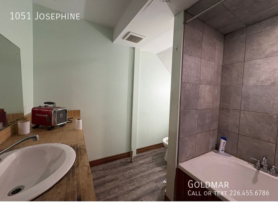 1051 Josephine Ave - Photo 4 of 9