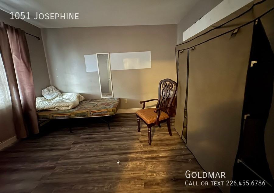 1051 Josephine Ave - Photo 6 of 9