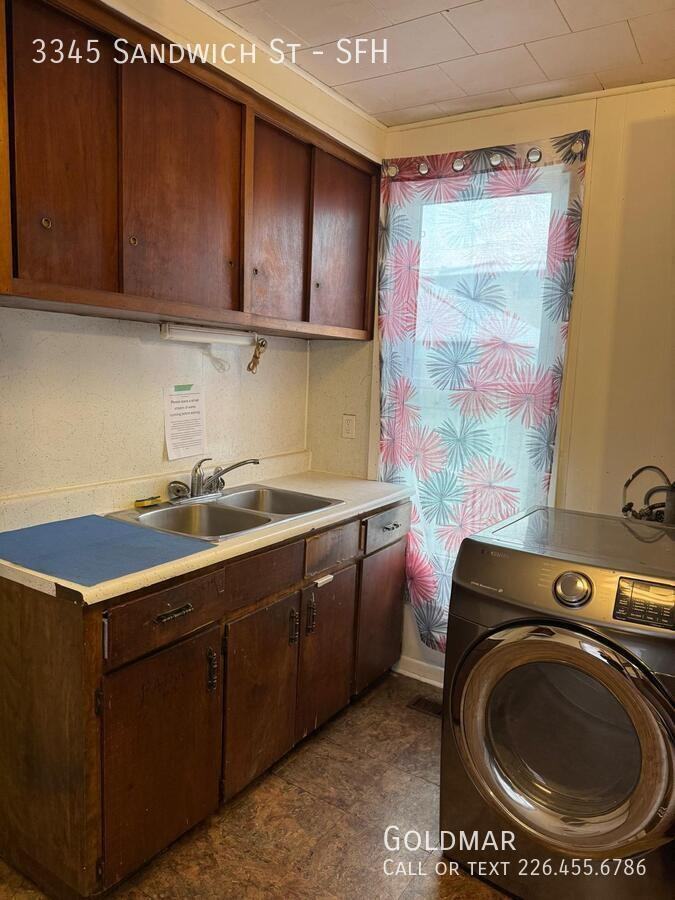 3345 Sandwich St #SFH - Photo 3 of 21