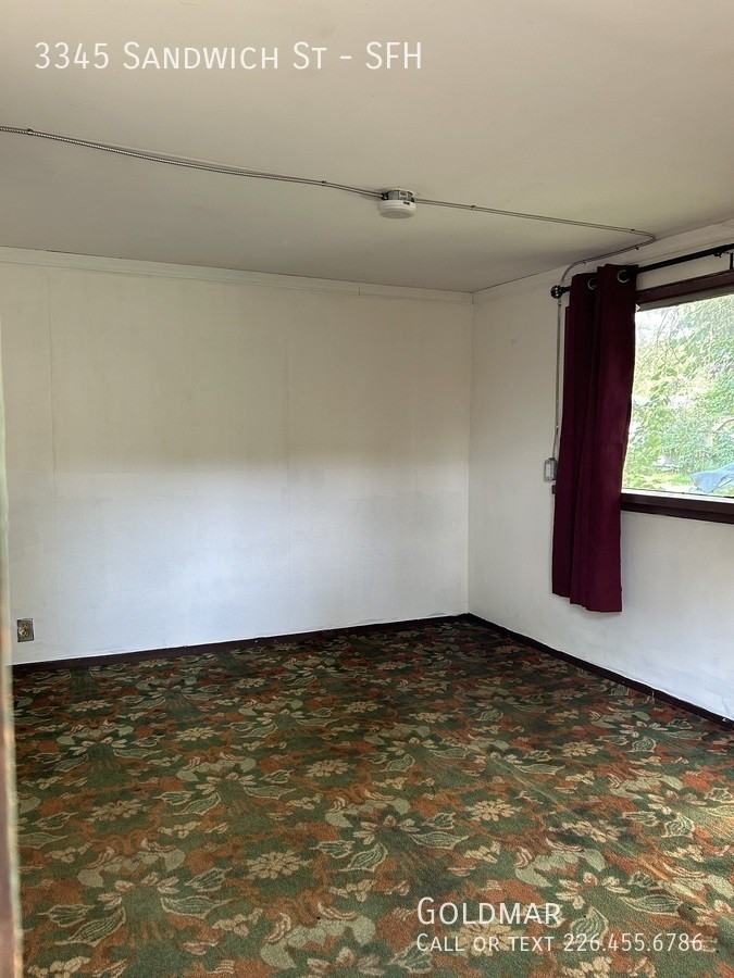 3345 Sandwich St #SFH - Photo 5 of 21