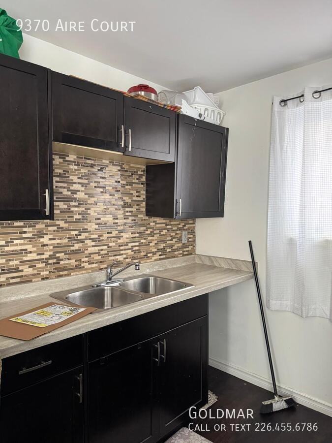 9370 Aire Crt - Photo 7 of 18