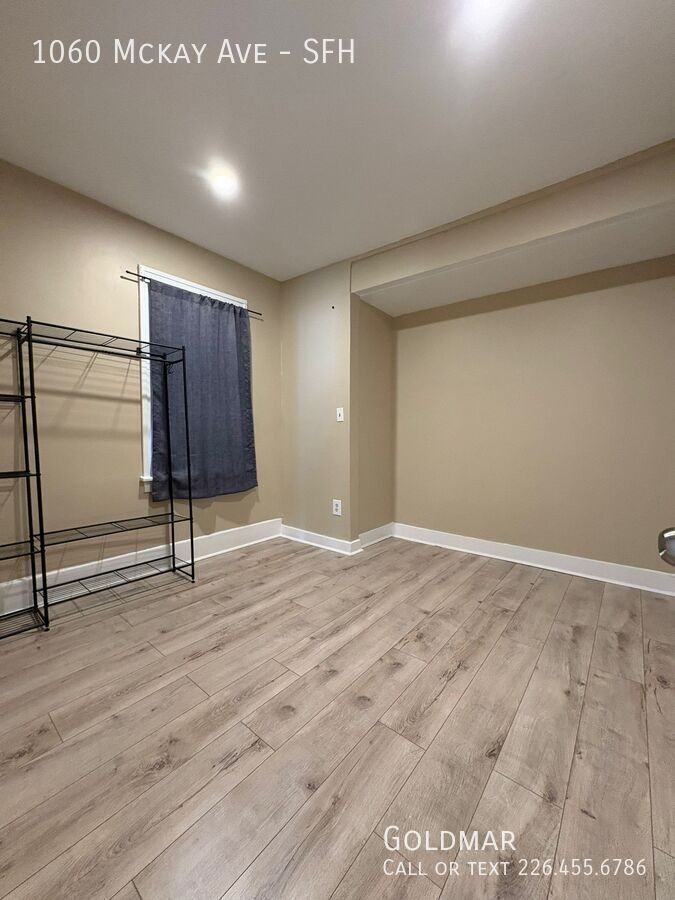 1060 Mckay Ave #SFH - Photo 6 of 23