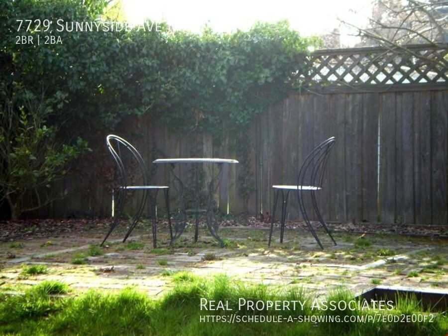 7729 Sunnyside Ave N - Photo 7 of 7