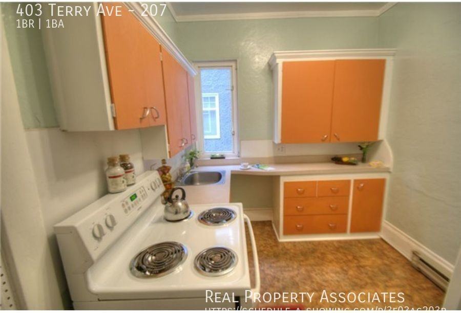 403 Terry Ave #207 - Photo 3 of 15