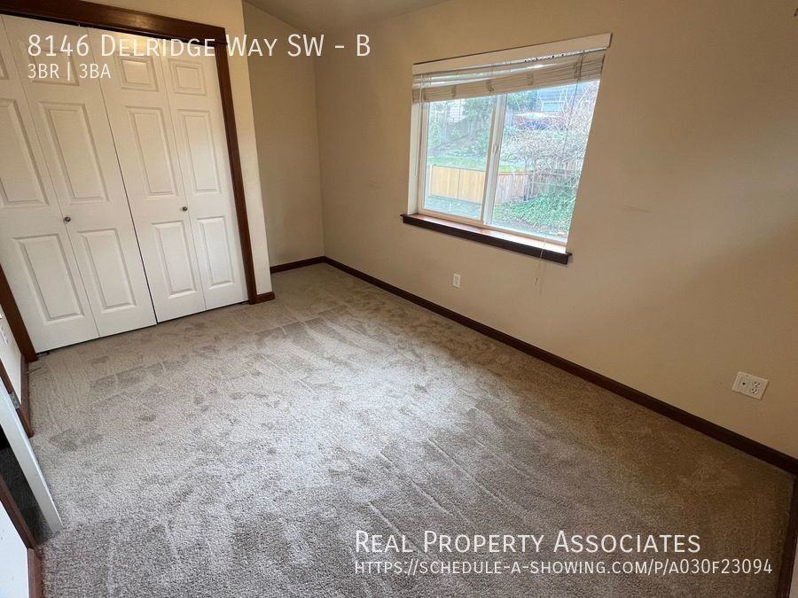 8146 Delridge Way Sw #B - Photo 7 of 15