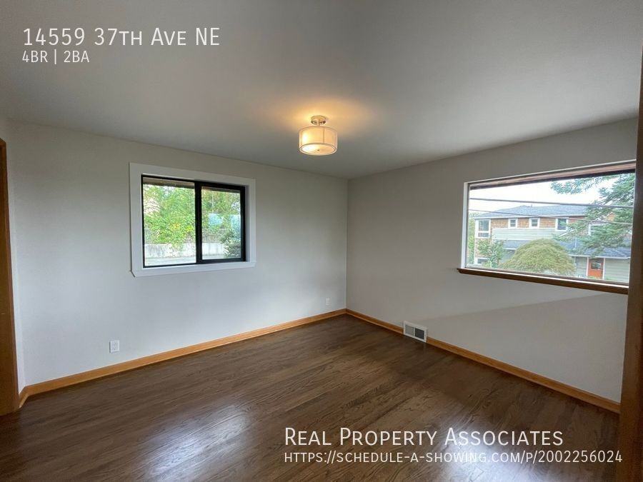 14559 37th Ave Ne - Photo 6 of 14