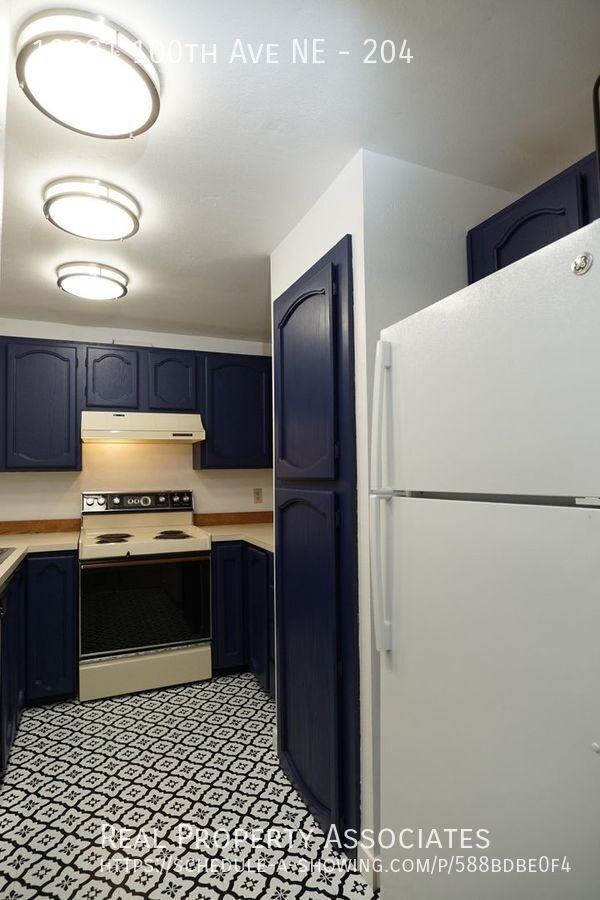 12221 100th Ave Ne #204 - Photo 3 of 16