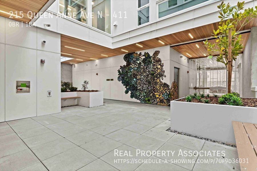 215 Queen Anne Ave N #411 - Photo 3 of 50