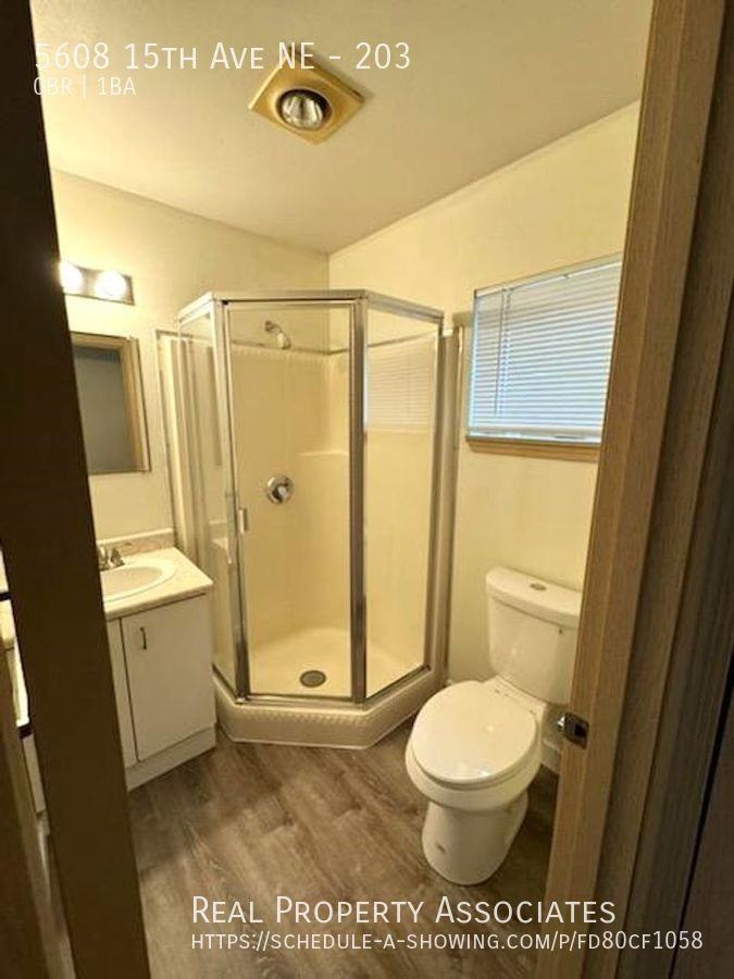 5608 15th Ave Ne #203 - Photo 5 of 8
