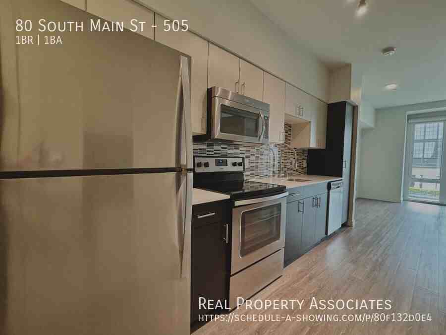 80 S Main St #505 - Photo 3 of 20