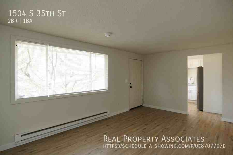 1504 S 35th St - Photo 7 of 16