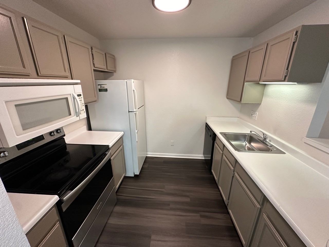 2820 17th Ave #205 - Photo 5 of 23