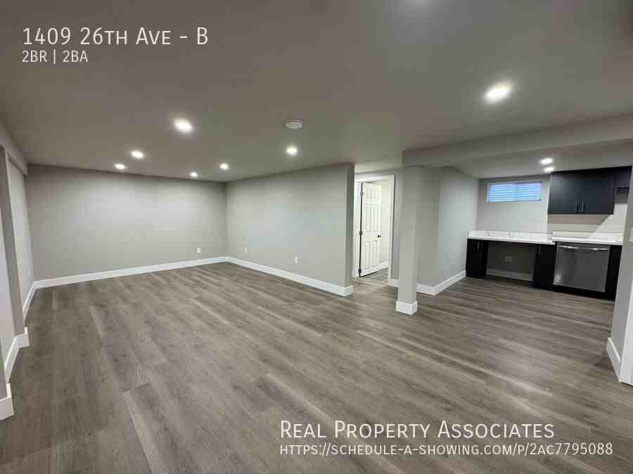 1409 26th Ave #B - Photo 3 of 13